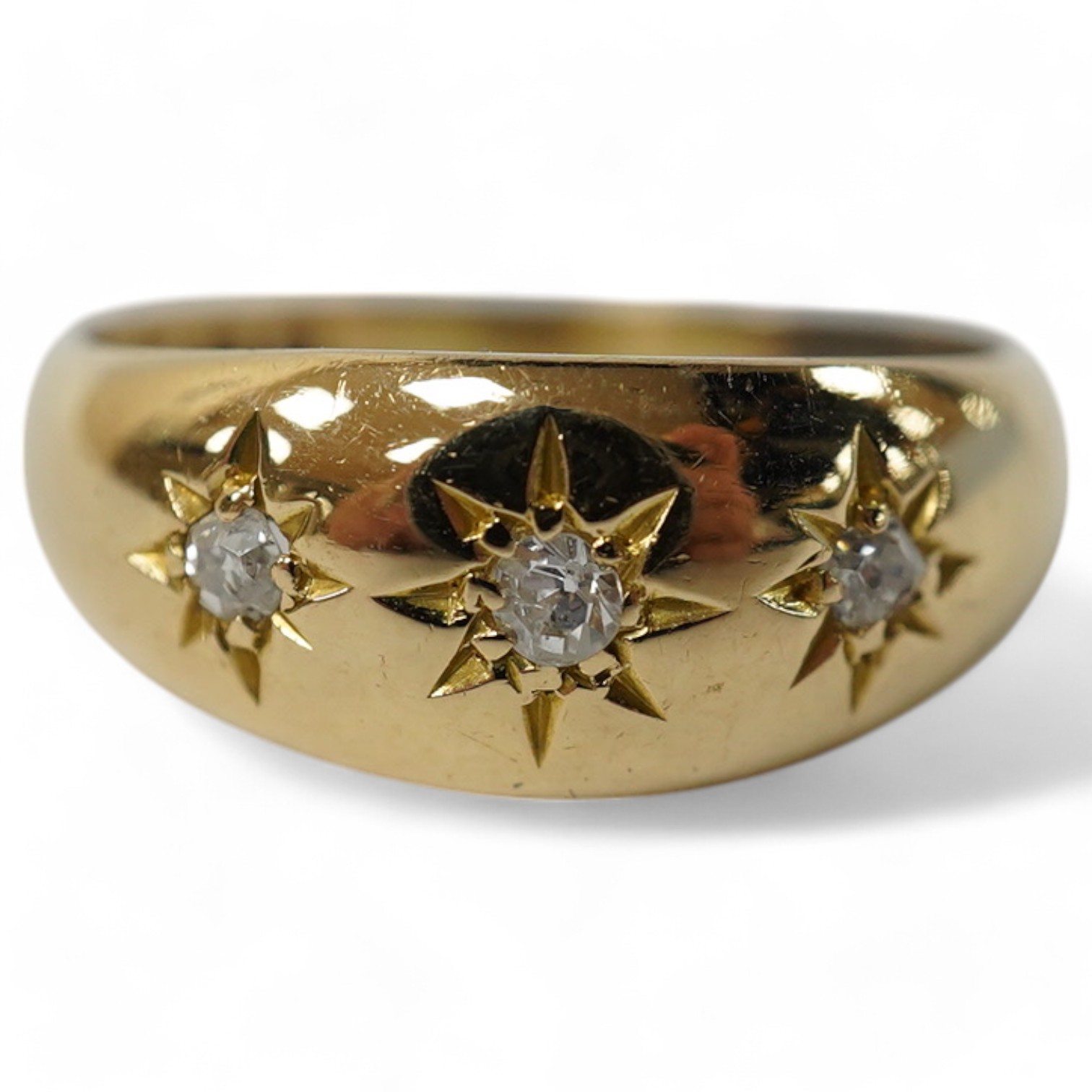 A George V 18ct gold and gypsy set three stone diamond chip ring, size K, gross weight 4 grams. Condition - fair to good